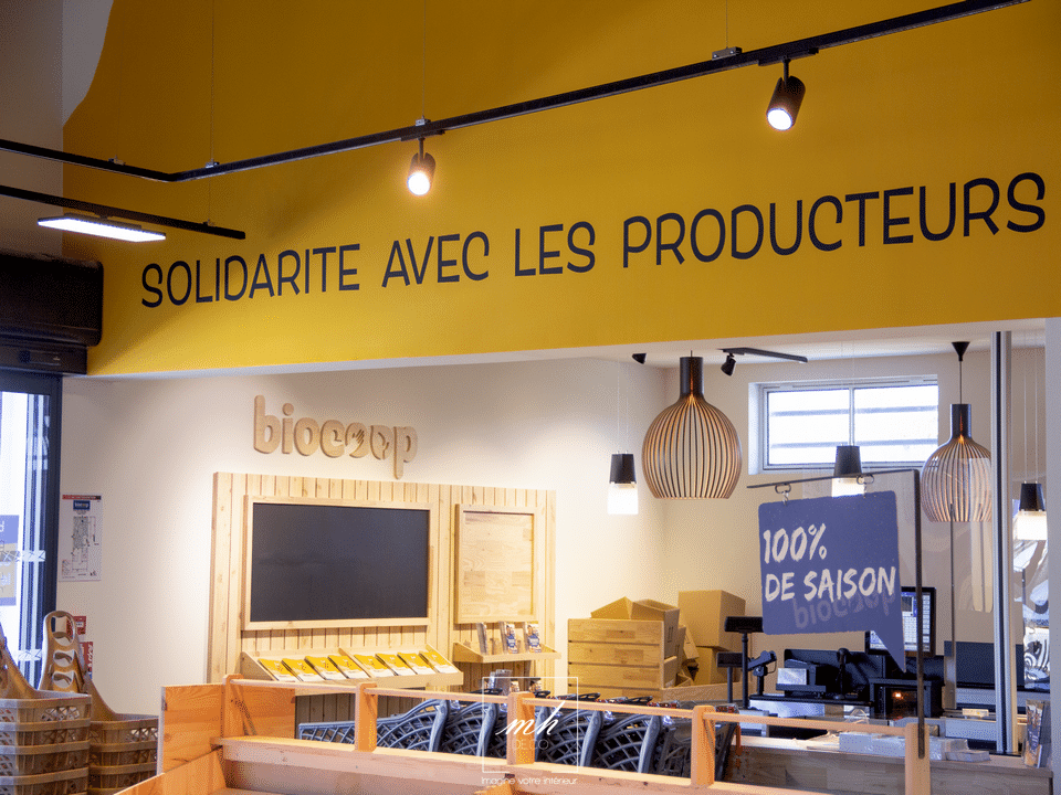 Décoration intérieur du magasin Biocoop de Trets par MH DECO