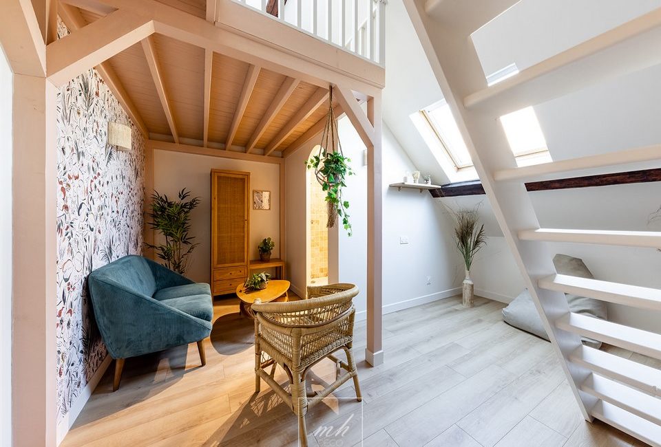 Aménagement d'une chambre avec mezzanine à Marcq-en-Barœul par Juliette Gauchez, architecte d'intérieur MH DECO