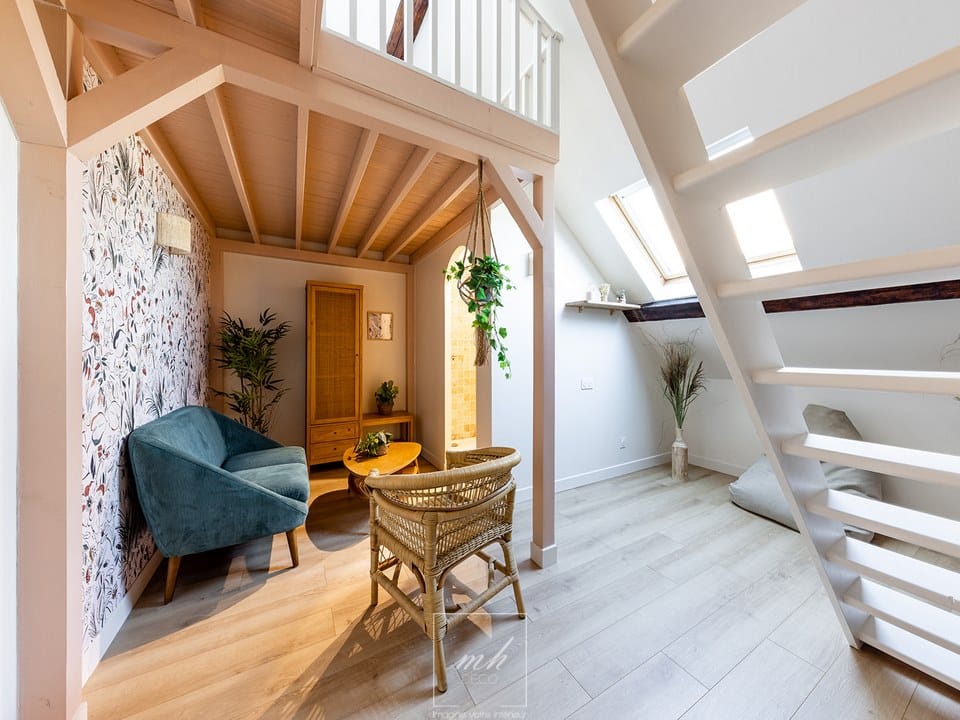 Aménagement d'une chambre avec mezzanine à Marcq-en-Barœul par Juliette Gauchez, architecte d'intérieur MH DECO