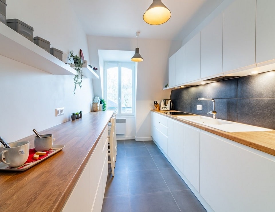 Rénovation d'une cuisine dans un appartement de Clamart par MH DECO