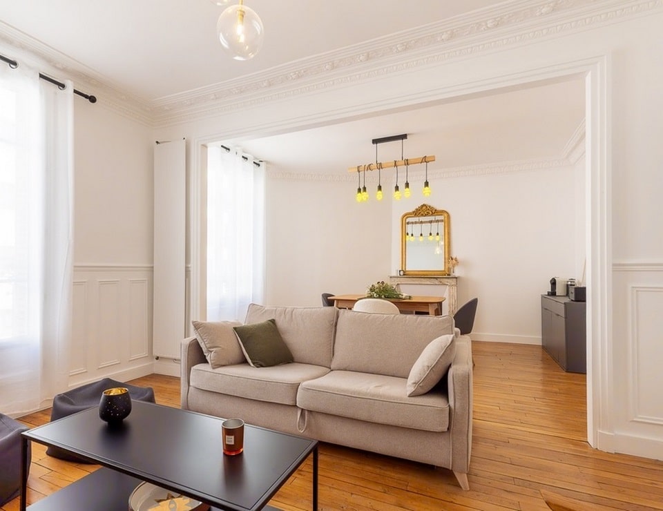 Rénovation d'un appartement haussmannien à Boulogne-Billancourt par MH DECO