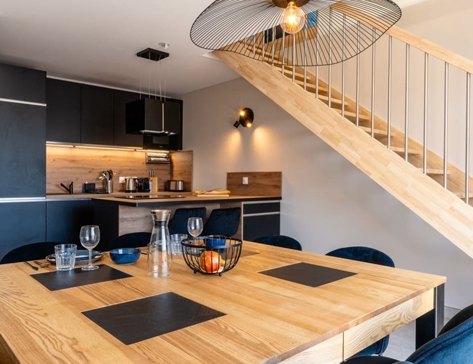 Décoration d'un duplex à Sérignan par MH INTERIOR